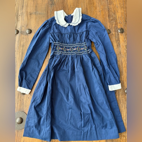 VTG Girls Navy Blue Dress, flower Embroidered Detail Cottagecore Polly Flinders - Picture 1 of 11